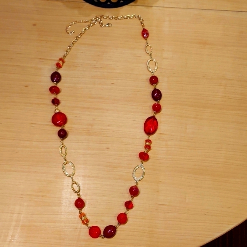 NWT Long pendant necklace
